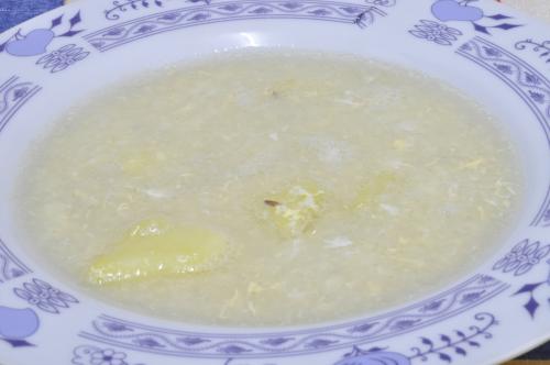 Česnečka s brambory a vejcem – Snadné Česko recept, zvládnete za Do 30 minut